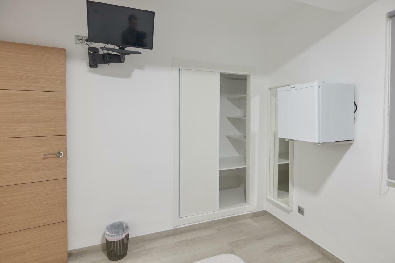 Comfort Triple Room Shower